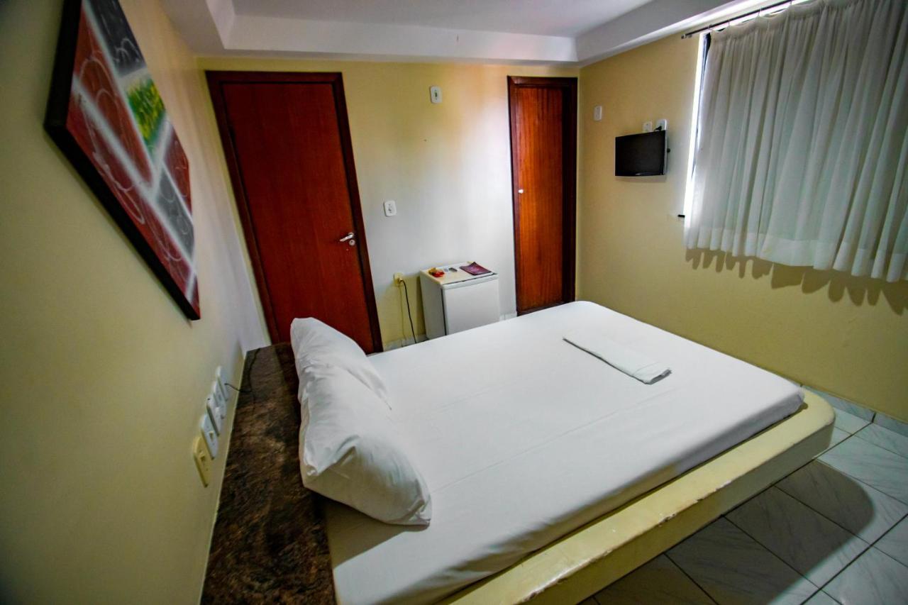 Hotel Piramide Pituba - Av Paulo VI Salvador Eksteriør billede